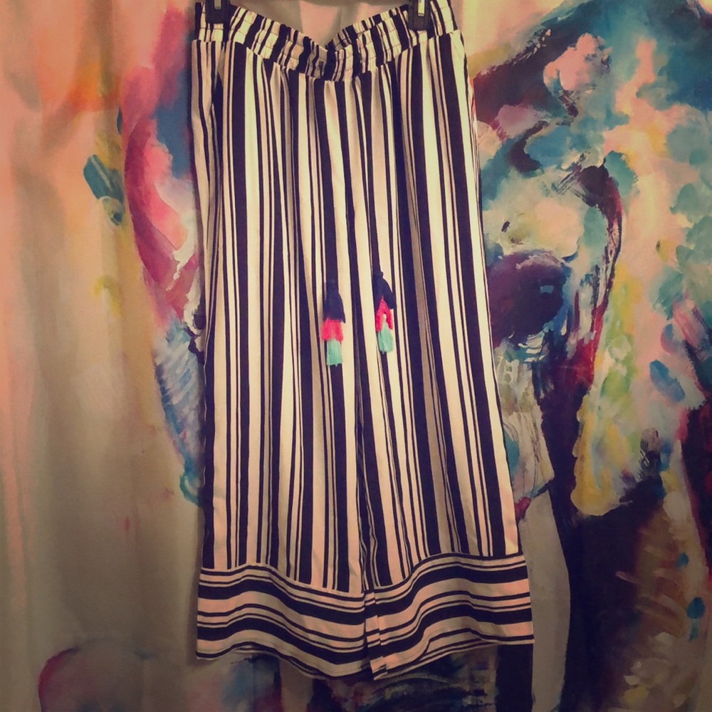 New 🌸Bohemian Wide leg Pants🌺🌻